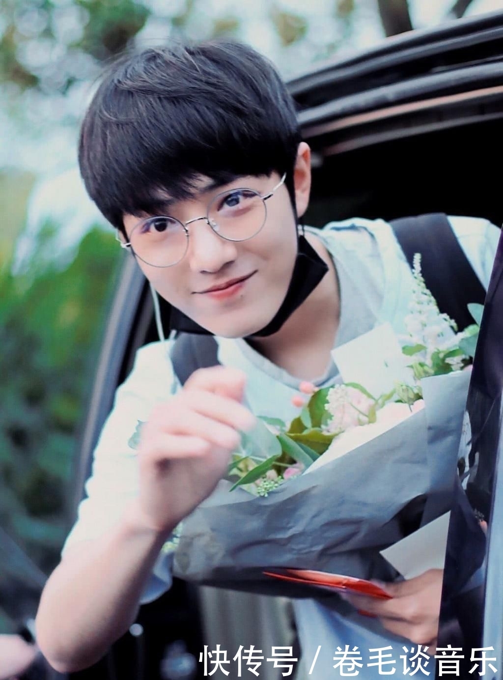  广播电台|肖战再次“空降”，重庆交通广播电台听到他的声音：向快乐出发！