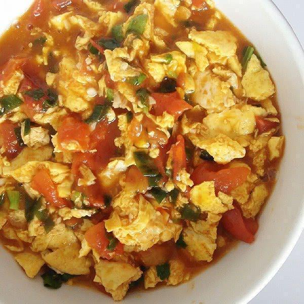 米饭的话|假如给你一桶米饭,以下四道菜中选一种,我猜你会选图五