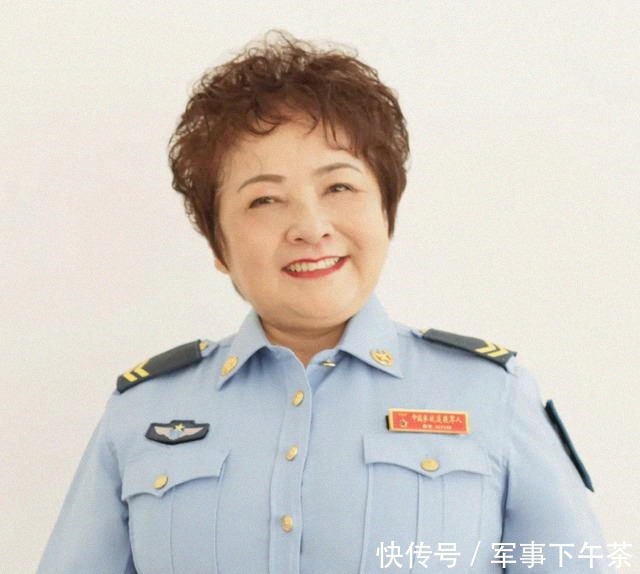 空军高炮十|如何去爱,读格里克还是学重庆女人陈少红?