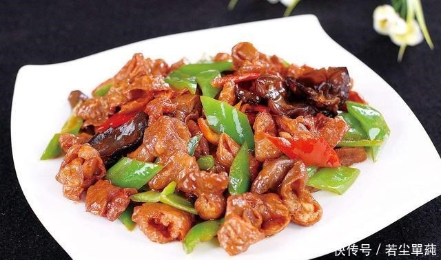 做法|爆炒肥肠前,清洗肥肠是关键,掌握方法,肥肠既不油腻也没有异味