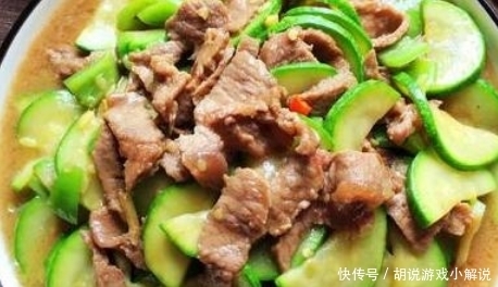  上瘾|美味的炒牛肉，再配上香香的白米饭，都吃撑了，越吃越上瘾