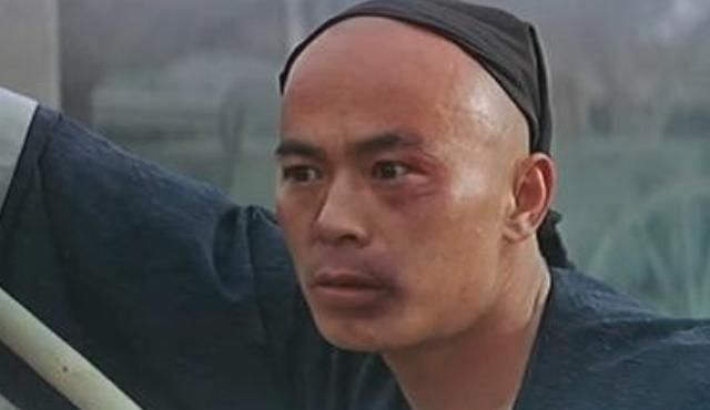  厨神|“鬼脚七”不拍功夫片演厨神，拿起道具咬了一口，结果赔了80万