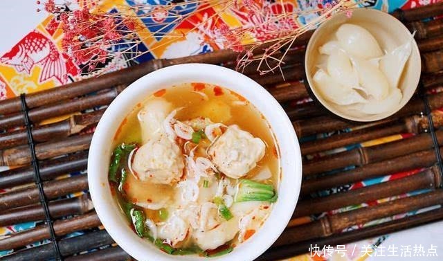馄饨|馄饨馅怎么拌的鲜煮馄饨哪些配菜最好吃这些小窍门简单又实用