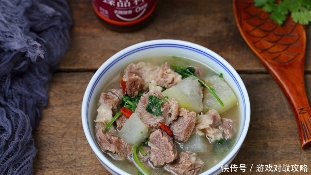 油腻|三伏天常喝这汤水,荤素搭配口感不油腻,营养丰富只长劲儿不长肉