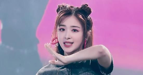 浪姐|《浪姐》冲浪榜排名大变,吴昕超万茜登榜首,伊能静垫底并非冷门