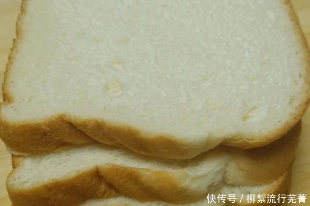  好吃|芝士碎撒在西多士上面，真的会很好吃吗其实味道是真的很好