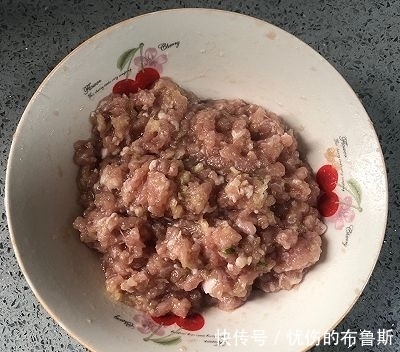  自创|自创蒜香肉糜馒头吐司