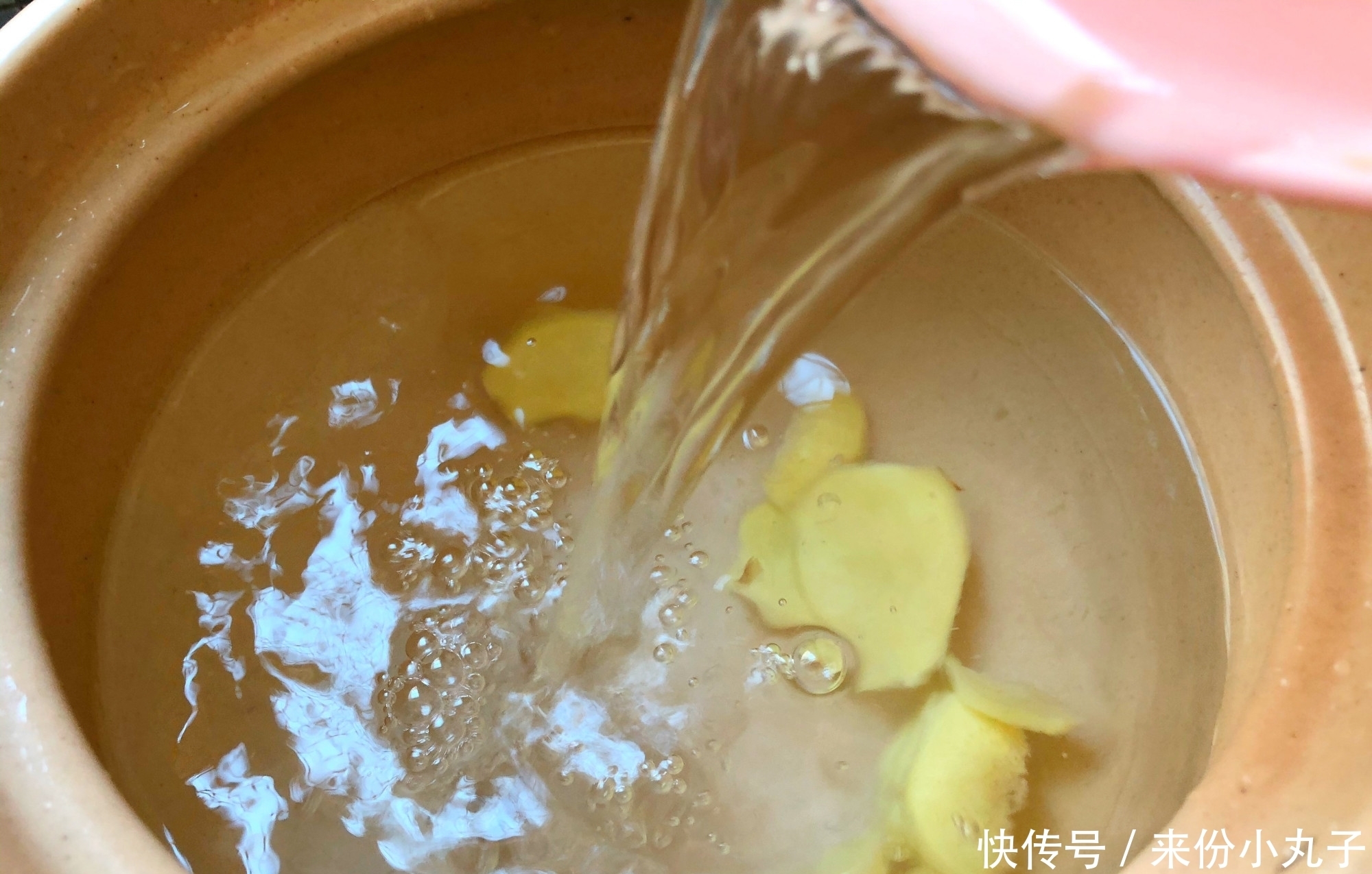 美味|老公最爱这道汤,清淡美味又好喝,千万别错过!