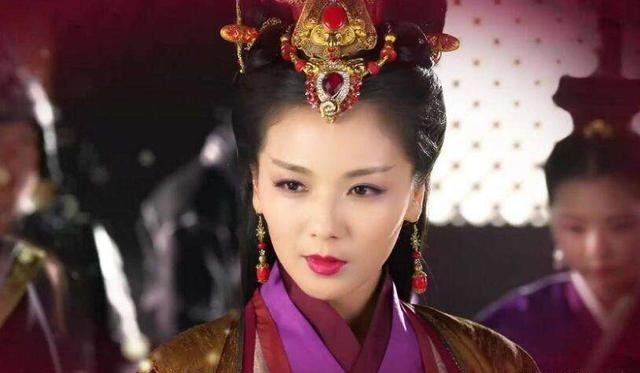 韩信|戚夫人父亲戚鳃,位高权重手握兵马,为何在戚夫人被害时不动声色