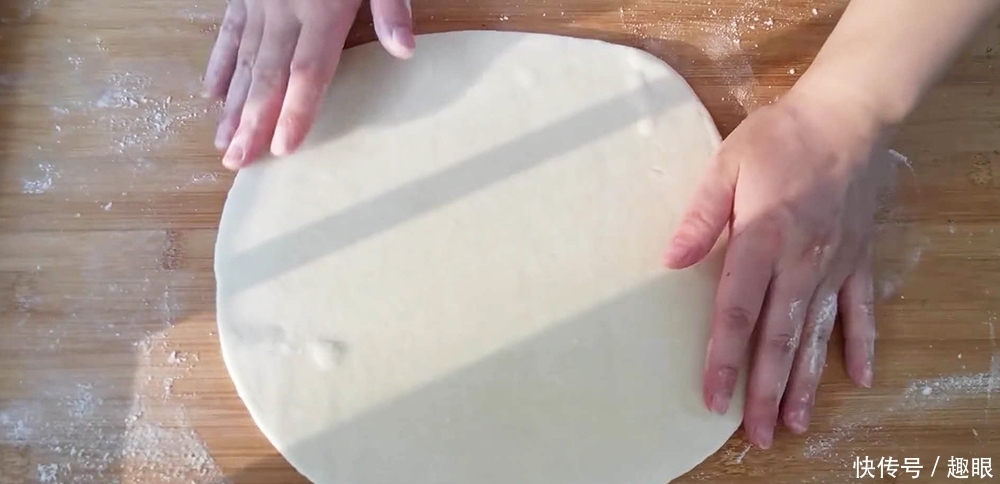  均匀|千层饼怎么做层多又柔软？有人说开水烫面多抹油，其实做法不全对