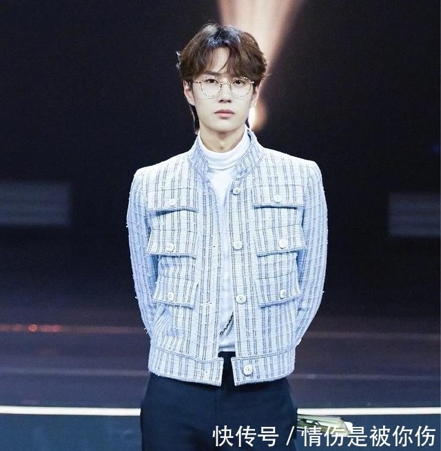  到底|“乐华太子爷”王一博的体面背后，到底有多少心酸和狼狈