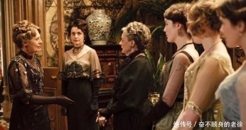 英国贵族|透过《唐顿庄园》的英国女性服饰变迁,看女性思想的一步步解放