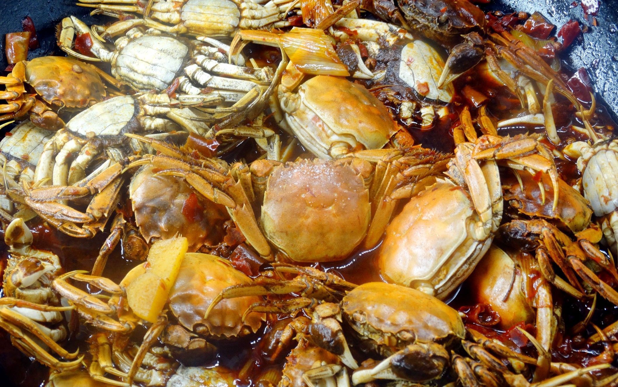 麻辣|满满的蟹黄蟹膏,教你在家做香辣蟹,个个麻辣鲜香,好吃到吮指