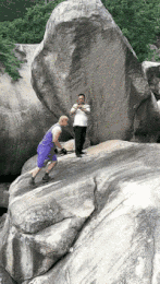 搞笑|搞笑GIF：小朋友表示这比电梯还方便