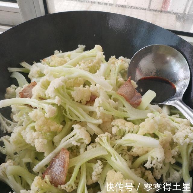 西红柿|炒花菜时加上它,营养美味还好看
