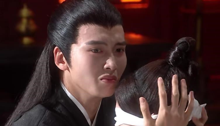 最惨|《演员2》首播,最惨不是被“毒打”的陈宥维,而是沦为陪跑的她