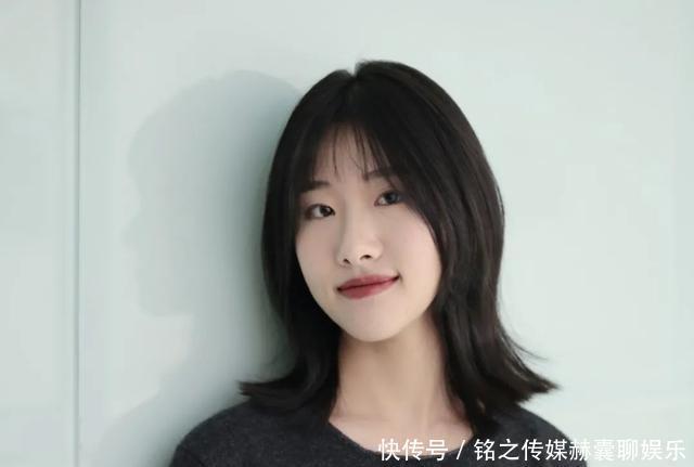 操作|脱下工装,这些电网女神竟这么美!