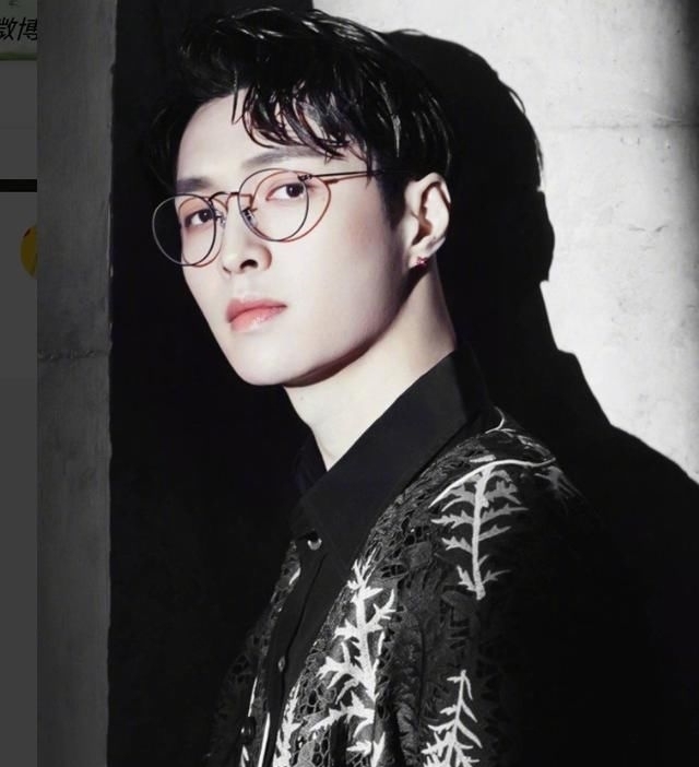  张艺兴|张艺兴深夜发布告别长文：下一站，我们都会更好