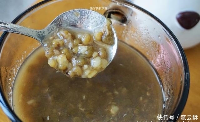 奶奶|无论煮什么豆,下锅前多做这一步,只需3分钟就可以煮开花,给力