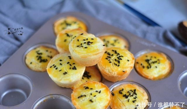 儿子|这饼奶香浓郁,又酥又掉渣,制作简单,成本又低,儿子太喜欢吃了