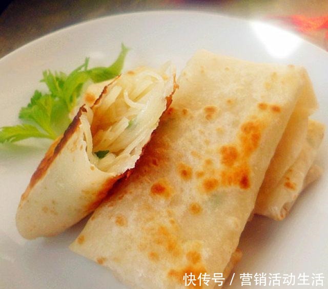 土豆丝|土豆丝卷饼，柔软劲道，凉了也不硬，早餐别出去买了