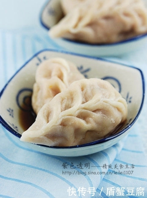 水饺|香辣豆豉圆白菜胡萝卜馅变色水饺