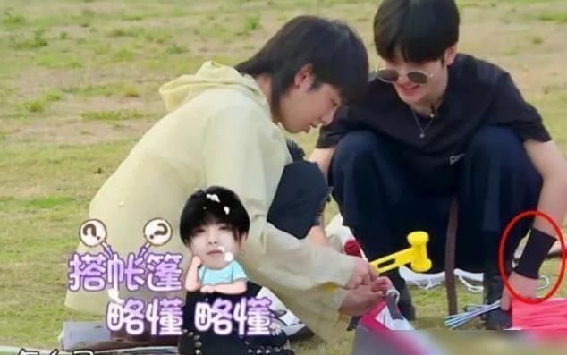 明星|有纹身不能上综艺,看到各位明星的处理方式,太机智了