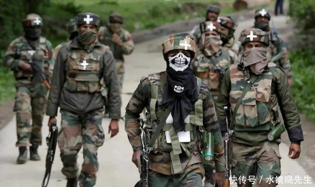  边境部队|大批装甲车步兵集结边境，印军终于决定动手？防长已到场开始指挥