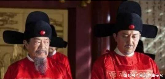大臣们|朱元璋出上联老子天下第一,才子对出绝妙下联,拉出去斩了!