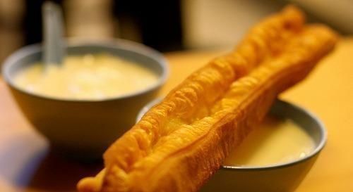 老外|老外给中国小吃取的“洋名字”,听着就很高端,真是脑洞大开