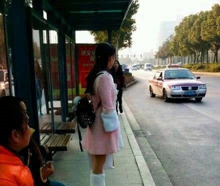 打算|搞笑图片幽默段子笑话:妹子,你是打算把自己寄出去么,哈哈哈