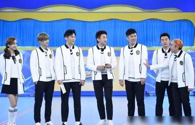 MC|跑男为什么宁愿让蔡徐坤做MC,也不让鹿晗回归看了原因做得对