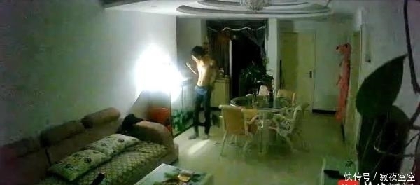陈女士家|十几层的高楼,男子翻窗入室!偷盗还不忘顺走几本书…
