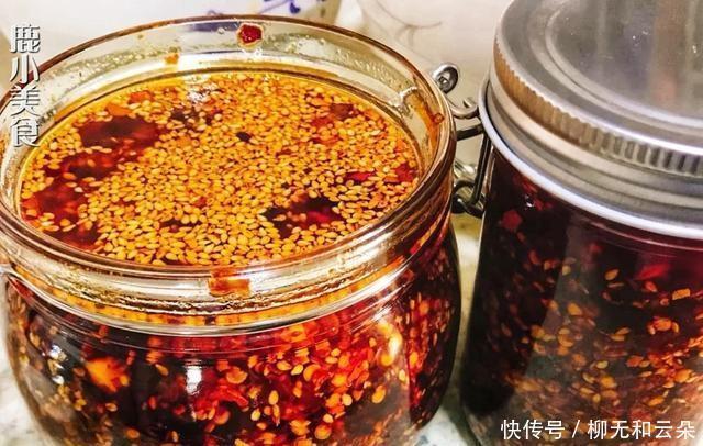 面条|这样炒辣椒油比买咸鲜更辣,小炒面条,凉辣可口