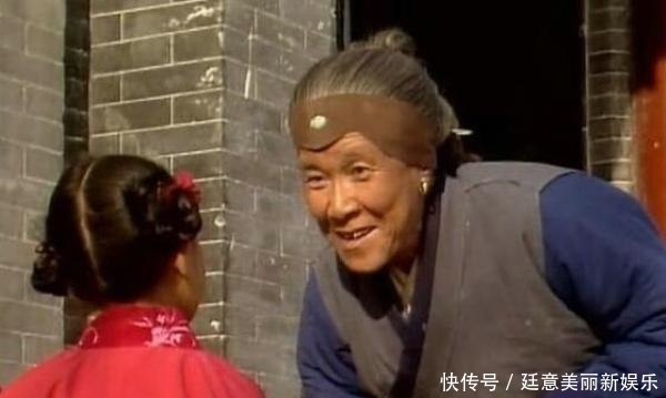  板儿|《红楼梦》里一个板儿, 羞杀了多少权贵?