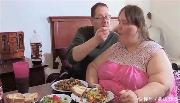 走红|美国女孩因体重1450斤走红,后被富豪娶回家“供养”,现状如何?