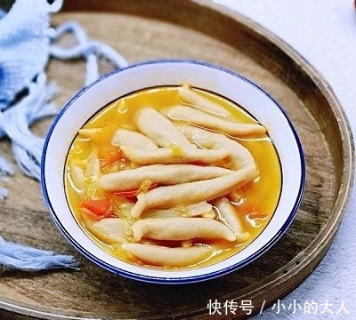  番茄|卷心菜番茄全麦鱼面