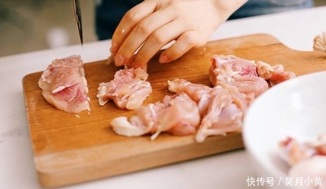 般的|这道「日式炸鸡」,摄入的不是热量,而是热恋般的感觉