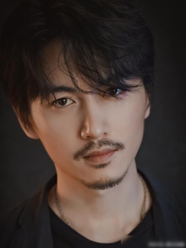 杜华|陈晓是一番不是正常吗?王一博粉丝因番位问题手撕杜华骂她废物