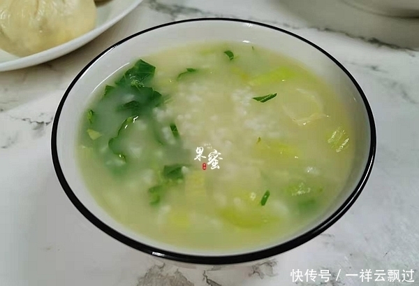 家人|一家三口的早餐,简单快捷,经典营养,家人连夸味美