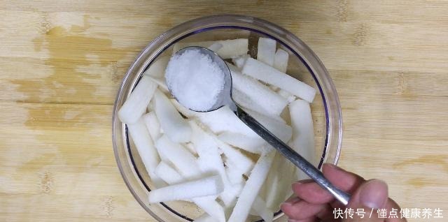 要削掉皮|白萝卜这样做出来酸甜又脆口,这才是正确的酸萝卜做法