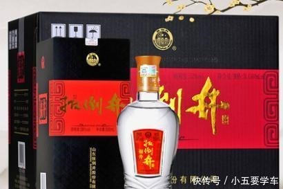 香气|将酒瓶子倒过来,白酒好坏一目了然,行家就用这招