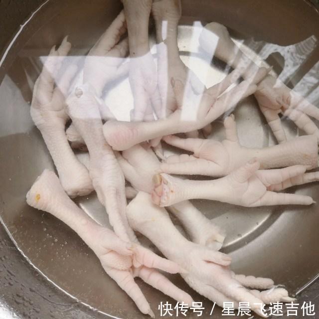  卤鸡|卤鸡爪，软糯有嚼劲，超入味