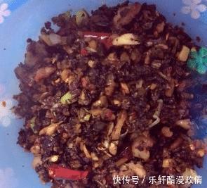 方法|做扣肉时,猪肉焯水后别直接下锅炸!大厨教你正确方法,软糯鲜香