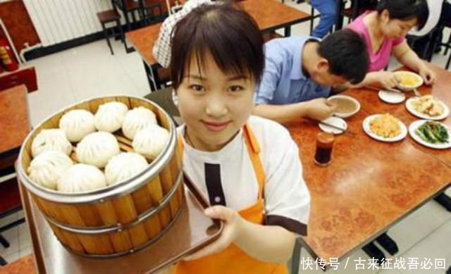 何年|庆丰包子铺:书法家徐柏涛写牌匾,小小包子铺凭何年赚14亿?