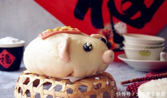 粉色面团|详细教你做出抖音里很火的母子猪馒头,让你新年红遍朋友圈!