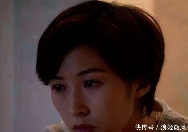 黄蕾|《笑看风云》黄蕾∣你执着于“有缘”,却不知不过是“造化弄人”