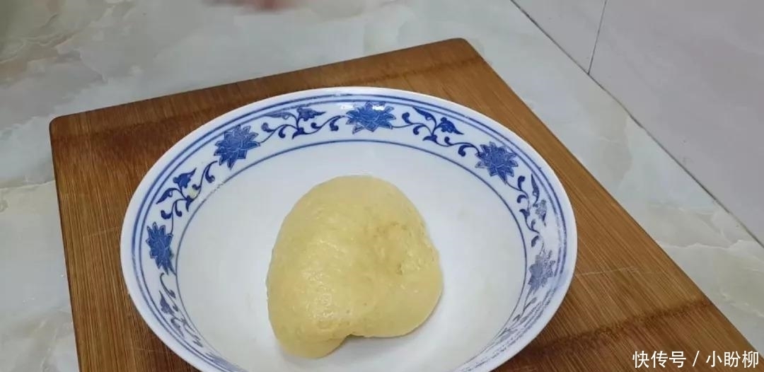 不用|1斤面粉, 4个紫薯, 不用一滴水, 平底锅做的小面包, 边吃边流口水
