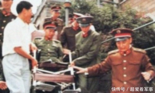 阵地上|英雄展亚平：为救战友而受伤，五天五夜手术后，还是告别军旅生涯