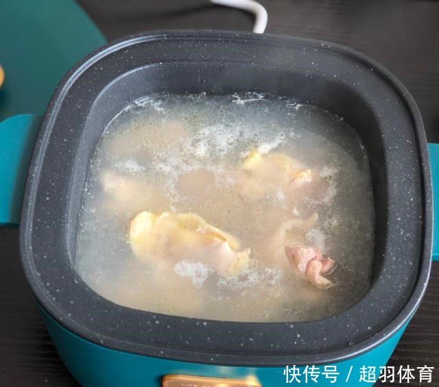 青椒|青椒鸡块，简单快手又美味，有肉有菜，营养超丰富